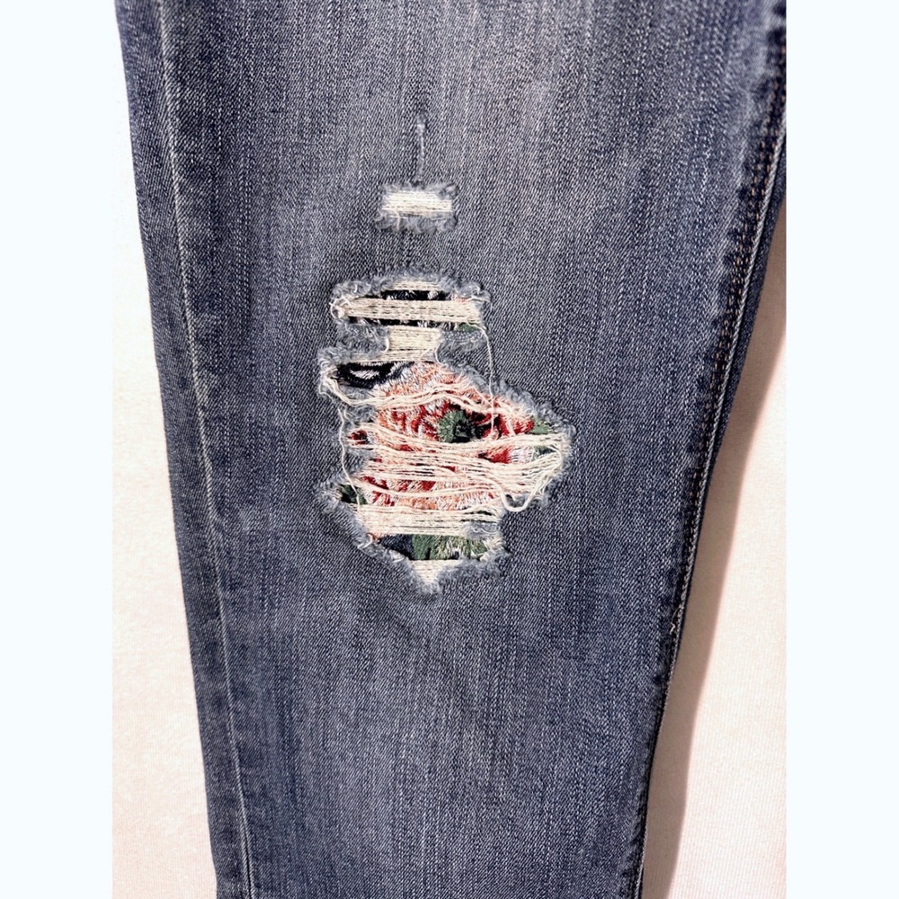 WHBM Floral Peekaboo Disrressed Skinny Ankle Cotton Blue Jeans Womens Size 6 - Picture 3 of 11